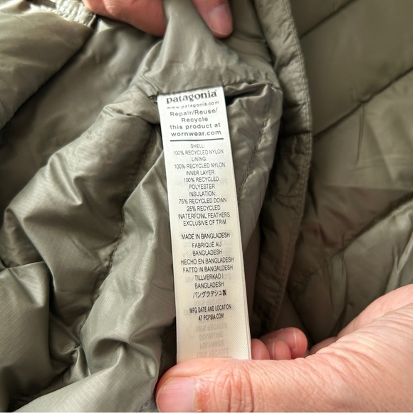 Patagonia Women's Recycled Down Sweater Parka in Green, Size L, New with Tag - Picture 8 of 9